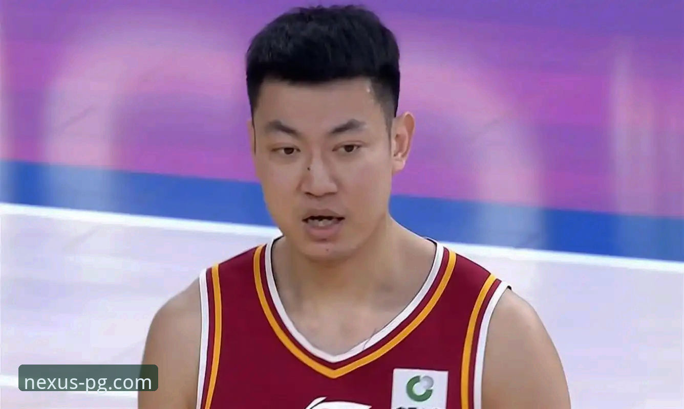 逆转与爆冷背后：CBA赛场上的“关键球”决策如何影响你的游戏体验？